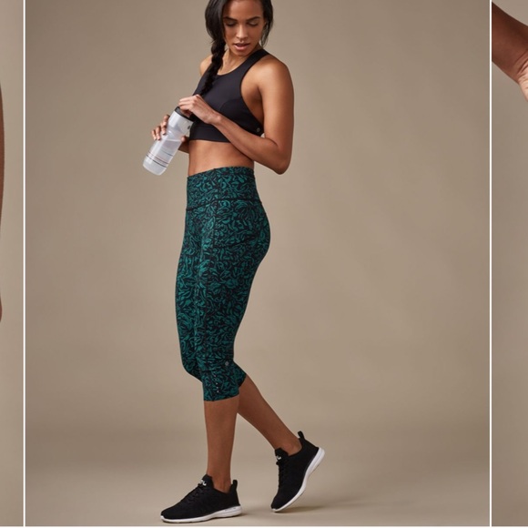 lululemon athletica Pants - • Lululemon • Women’s Fast & Free Crop (19") Thrive Viridian Green Black 6
